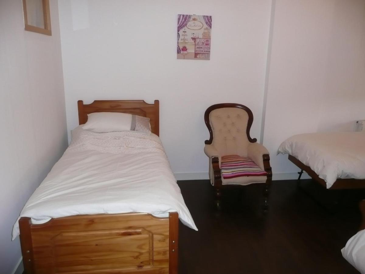 Bed and Breakfast Maison Blanc à Gibourne Extérieur photo